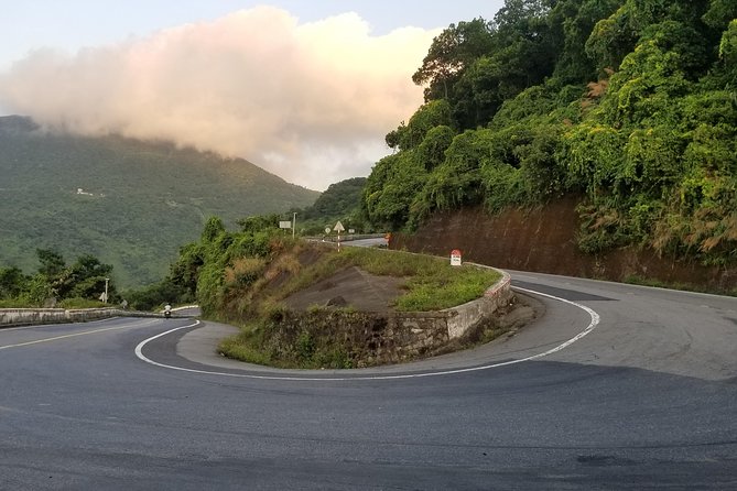 Your Incredible Scooter Adventure On Hai Van Pass - Stop 4: Lap An Lagoon and Pearling Life That Feels Very Local